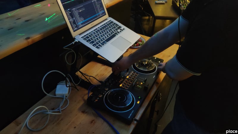 Диджей для любого мероприятия в лофте